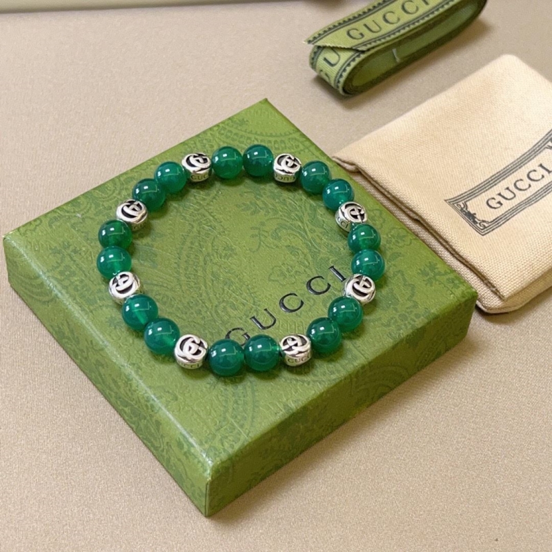 G*u*i bracelets